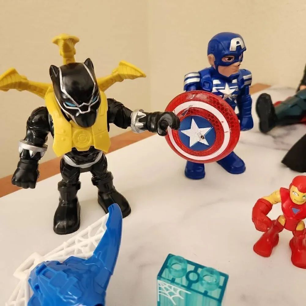 Superhero Marvel DC comics Batman Thor Spider-Man boys bundle action figure